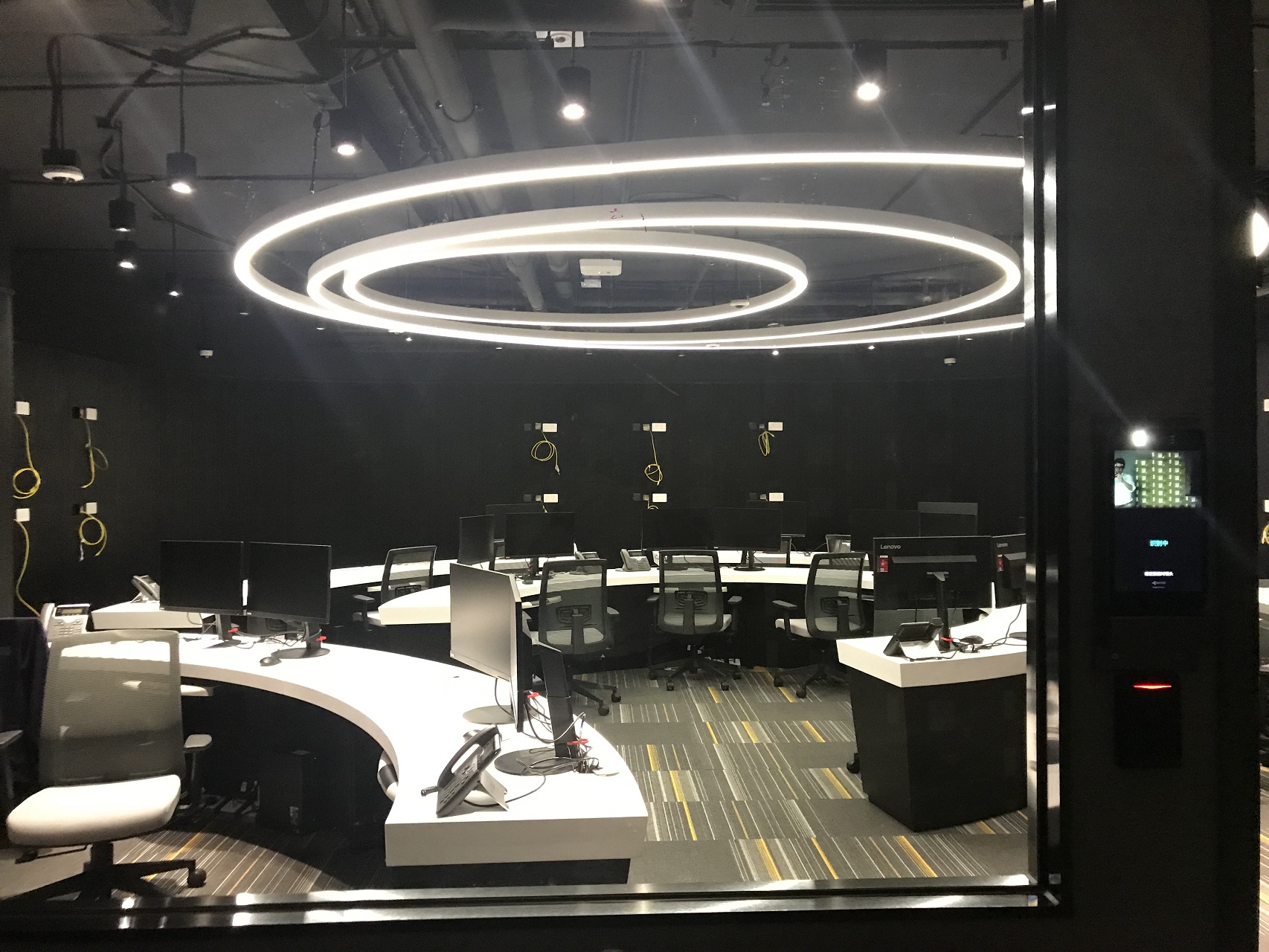 智慧办公解决方案配图
